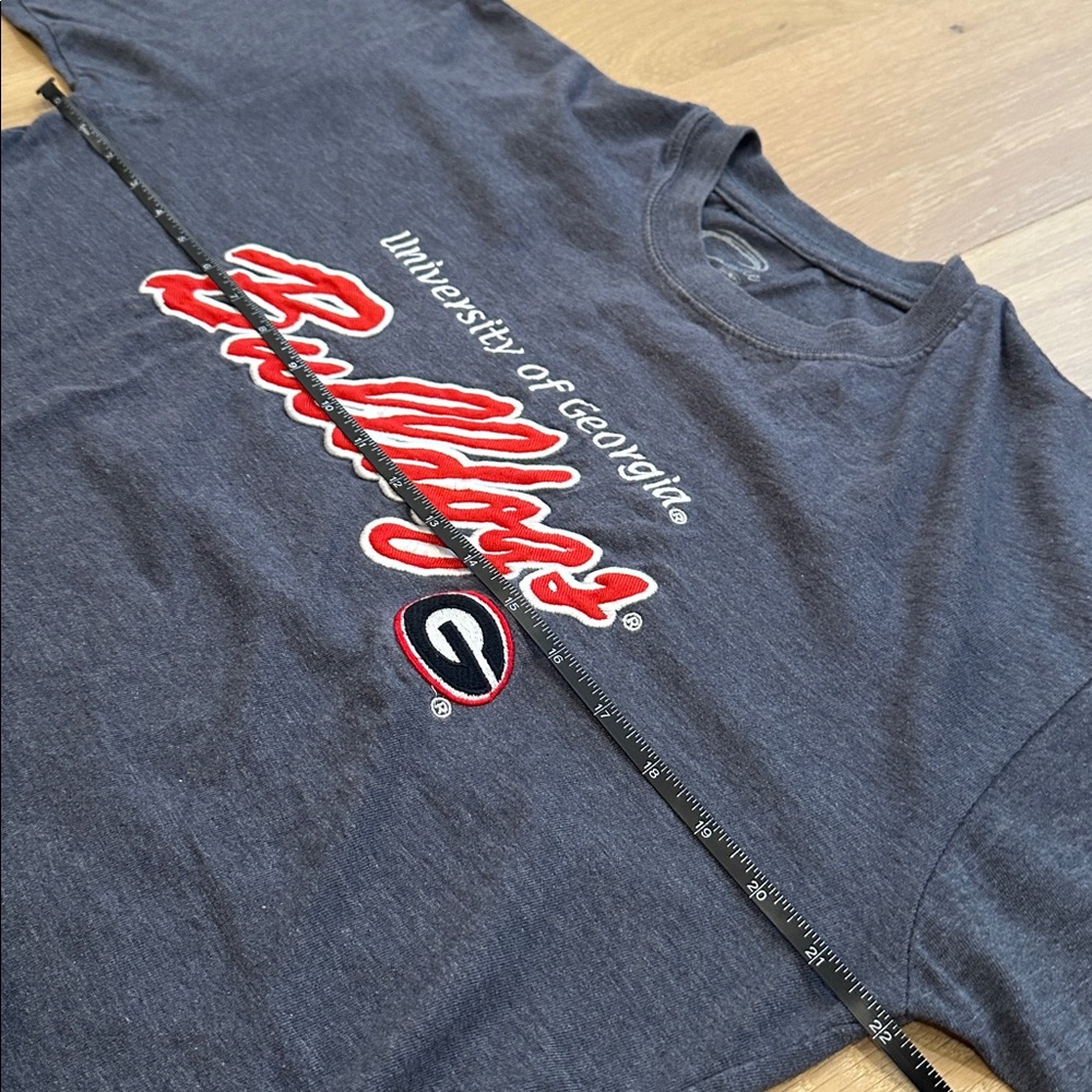 University of Georgia Bulldogs T-Shirt Embroidered Mens Size Large UGA Dawgs Tee - Picture 5 of 10